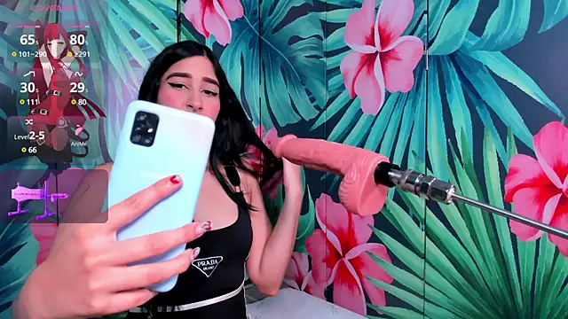 Snapshot of Antonella_cutee chatting on 02-18-25, 03:31 Antonella cutee online show from 02-18-25, 03:31