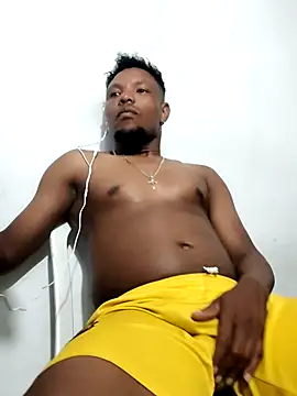 hugo3918  online show from 09-29-25, 11:20