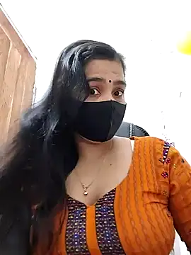 Snapshot of Ritusri_Dotta chatting on 02-06-25, 09:49 Ritusri Dotta online show from 02-06-25, 09:49