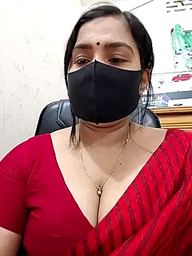 Snapshot of Ritusri_Dotta chatting on 02-18-26, 06:48 Ritusri Dotta online show from 02-18-26, 06:48