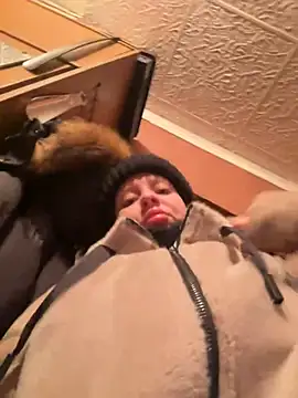 LikaCat online show from 12-29-24, 04:05