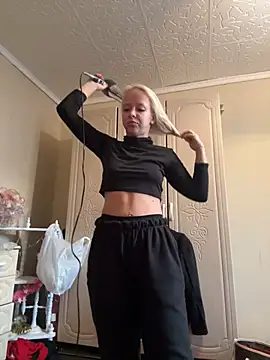 LikaCat online show from 01-23-25, 03:05