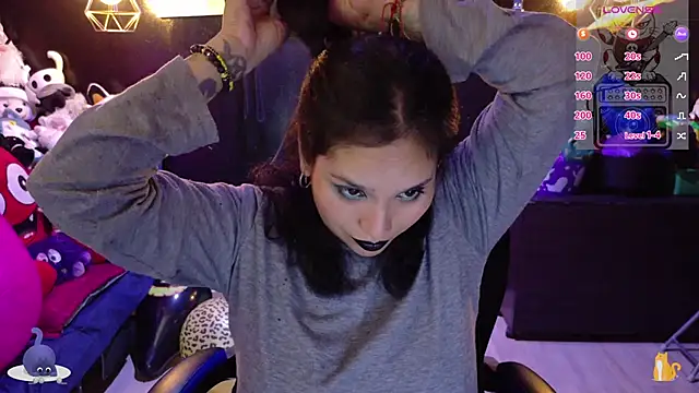 kureiji hentaii online show from 04-10-26, 03:34