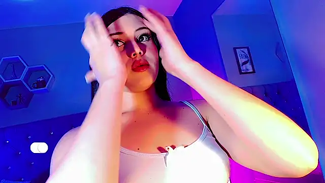 Snapshot of Ashlycuute chatting on 12-19-24, 09:38 Ashlycuute online show from 12-19-24, 09:38