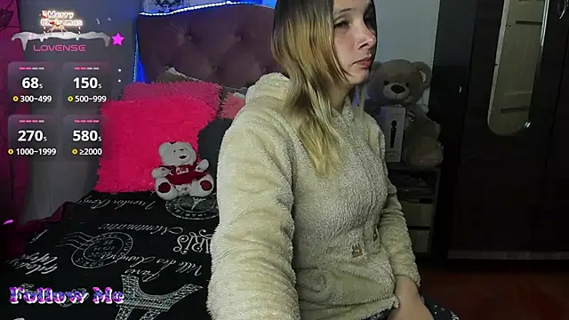 Tiffany bunny2023 online show from 11-22-25, 02:10