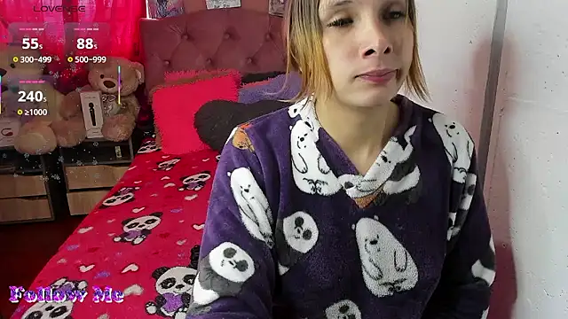 Snapshot of Tiffany_bunny2023 chatting on 01-17-26, 05:16 Tiffany bunny2023 online show from 01-17-26, 05:16