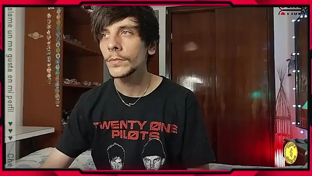 Snapshot of tobix_ chatting on 12-28-24, 11:26 tobix online show from 12-28-24, 11:26