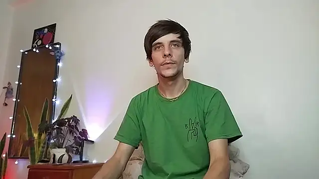 Snapshot of tobix_ chatting on 01-26-25, 03:06 tobix online show from 01-26-25, 03:06