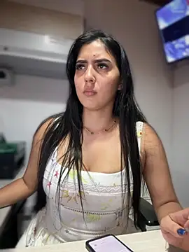 MarianaBenz online show from 11-09-25, 11:36