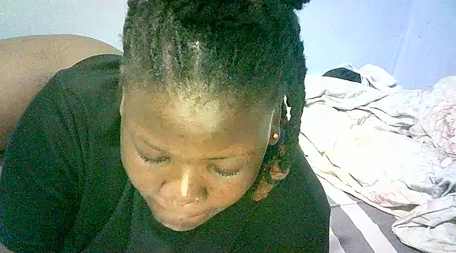 Snapshot of honeypotsweet chatting on 02-24-25, 06:26 honeypotsweet online show from 02-24-25, 06:26