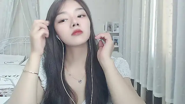 Jenny-Z online show from 04-28-26, 01:59