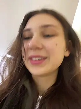 Snapshot of QuitieLia chatting on 01-13-25, 03:26 QuitieLia online show from 01-13-25, 03:26