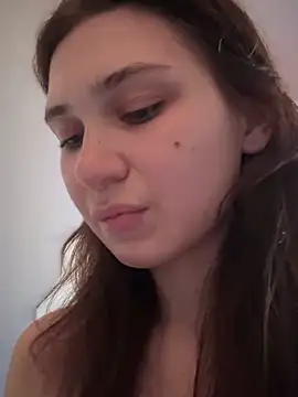 Snapshot of QuitieLia chatting on 01-26-25, 01:47 QuitieLia online show from 01-26-25, 01:47