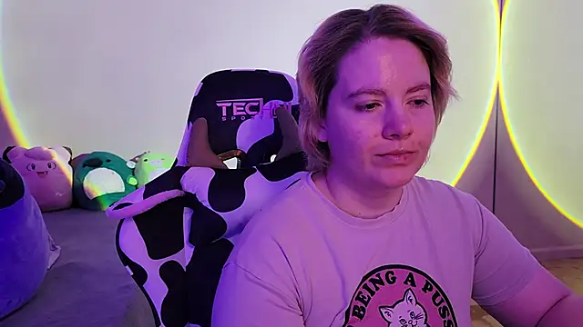 InternetFairy XO online show from 12-20-24, 08:12