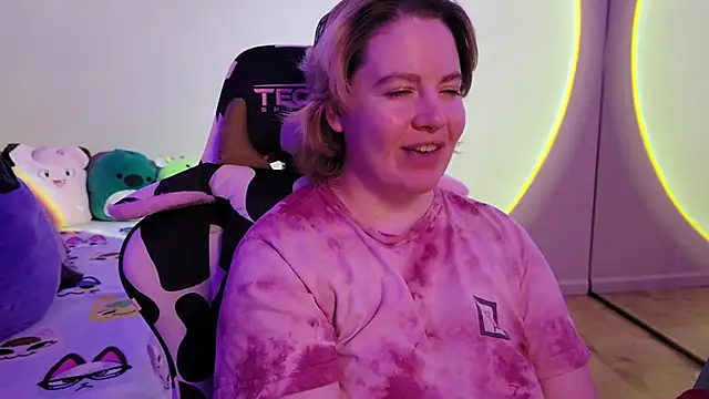 InternetFairy XO online show from 01-22-25, 06:10