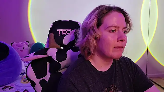 InternetFairy XO online show from 02-14-25, 06:56