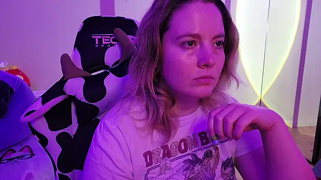 InternetFairy XO online show from 10-21-25, 04:13