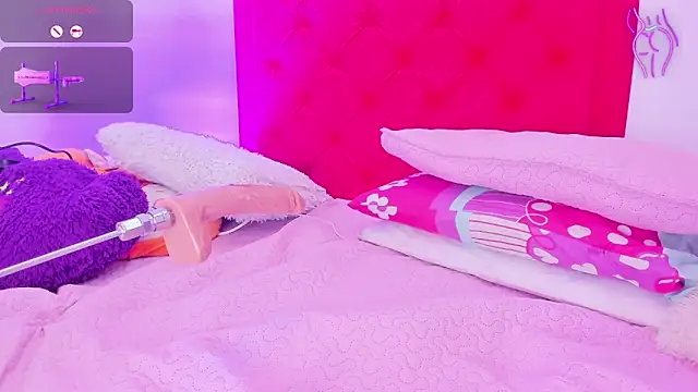 Snapshot of Sofia_Girl_ chatting on 01-22-25, 07:35 Sofia Girl online show from 01-22-25, 07:35