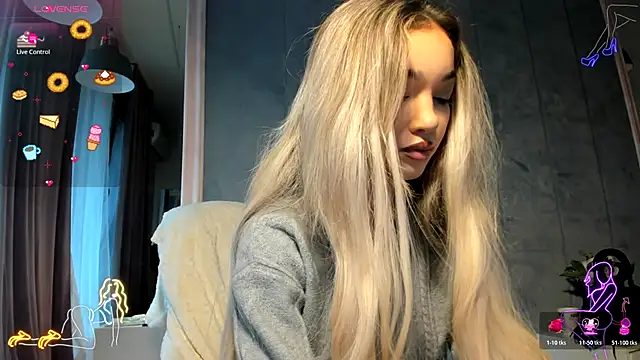 Sassy Teen online show from 11-06-25, 09:21