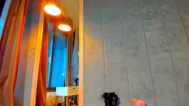 Sassy Teen online show from 11-28-25, 09:45