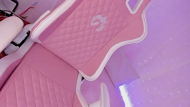 lili taylor online show from 01-27-25, 02:13