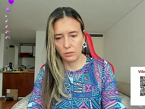 zoe jeane beker online show from 05-22-26, 07:41