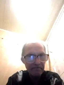 Snapshot of oksana722 chatting on 10-17-25, 10:01 oksana722 online show from 10-17-25, 10:01