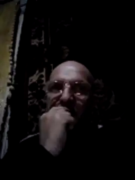 Snapshot of oksana722 chatting on 11-29-25, 02:09 oksana722 online show from 11-29-25, 02:09