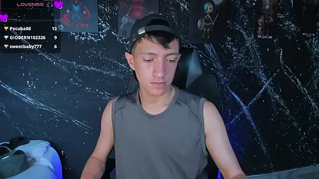 DereckCooperr online show from 04-10-26, 08:46