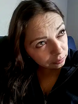 seherlatin online show from 10-20-25, 06:08