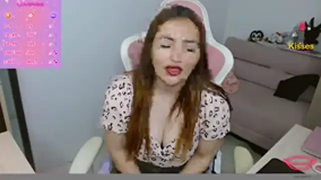 EVA GRAYS online show from 02-25-26, 05:11