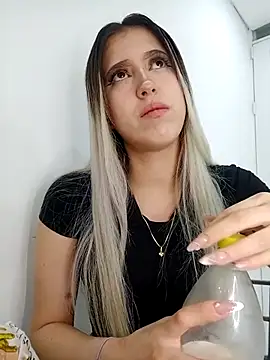 Snapshot of eva-2023 chatting on 10-25-25, 02:08 eva-2023 online show from 10-25-25, 02:08