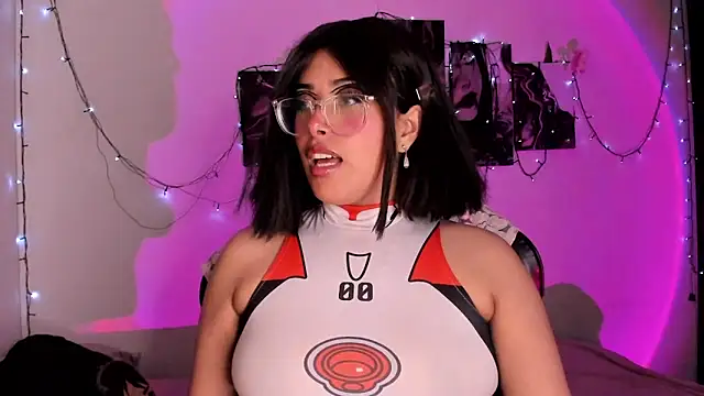 Snapshot of willow_poisson chatting on 12-03-25, 05:11 willow poisson online show from 12-03-25, 05:11