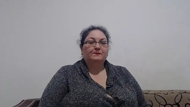 Snapshot of Nykyxo chatting on 05-11-26, 02:45 Nykyxo online show from 05-11-26, 02:45