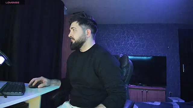 Snapshot of Eduu2322 chatting on 01-24-25, 10:30 Eduu2322 online show from 01-24-25, 10:30