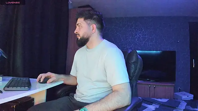 Snapshot of Eduu2322 chatting on 01-25-25, 09:35 Eduu2322 online show from 01-25-25, 09:35