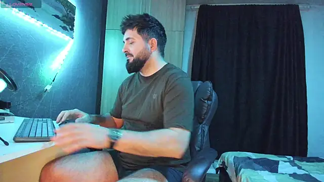 Snapshot of Eduu2322 chatting on 02-04-25, 11:06 Eduu2322 online show from 02-04-25, 11:06