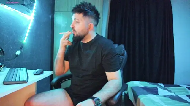 Snapshot of Eduu2322 chatting on 02-10-25, 09:47 Eduu2322 online show from 02-10-25, 09:47