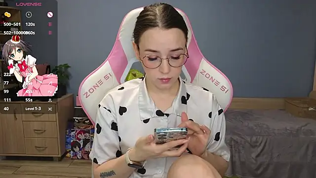 Sweet frosti online show from 12-31-24, 03:12