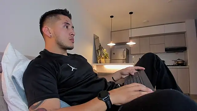 Chriskyle  online show from 12-03-24, 11:11