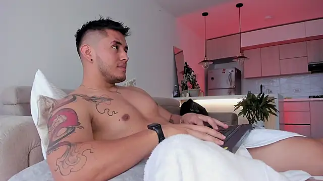 Chriskyle  online show from 01-30-25, 07:15