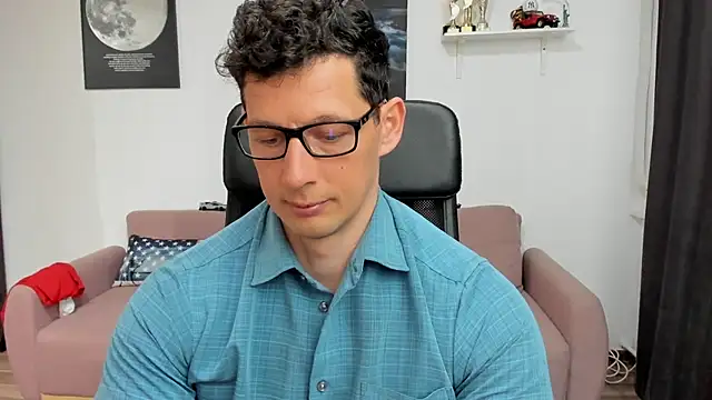 BrutusK08 online show from 03-04-25, 01:17