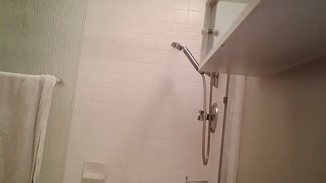 Snapshot of Tipsy_Toes_Daisy chatting on 02-06-25, 05:14 Tipsy Toes Daisy online show from 02-06-25, 05:14