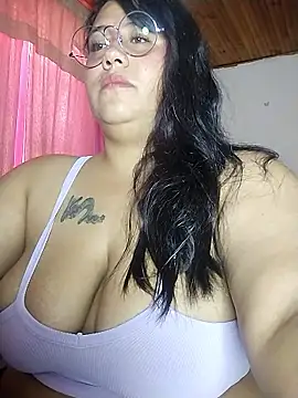 KATYGONZALEZ online show from 04-22-26, 10:11