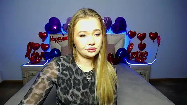 Snapshot of StacyYellig chatting on 02-04-25, 06:36 StacyYellig online show from 02-04-25, 06:36