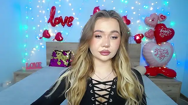 Snapshot of StacyYellig chatting on 02-06-25, 03:41 StacyYellig online show from 02-06-25, 03:41