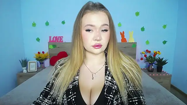 Snapshot of StacyYellig chatting on 03-20-25, 08:42 StacyYellig online show from 03-20-25, 08:42