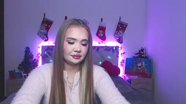 Snapshot of StacyYellig chatting on 12-13-25, 08:58 StacyYellig online show from 12-13-25, 08:58