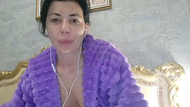 StunnigArt online show from 04-17-26, 01:19