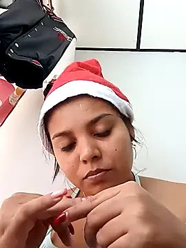 Snapshot of stefanie010 chatting on 12-01-24, 04:29 stefanie010 online show from 12-01-24, 04:29